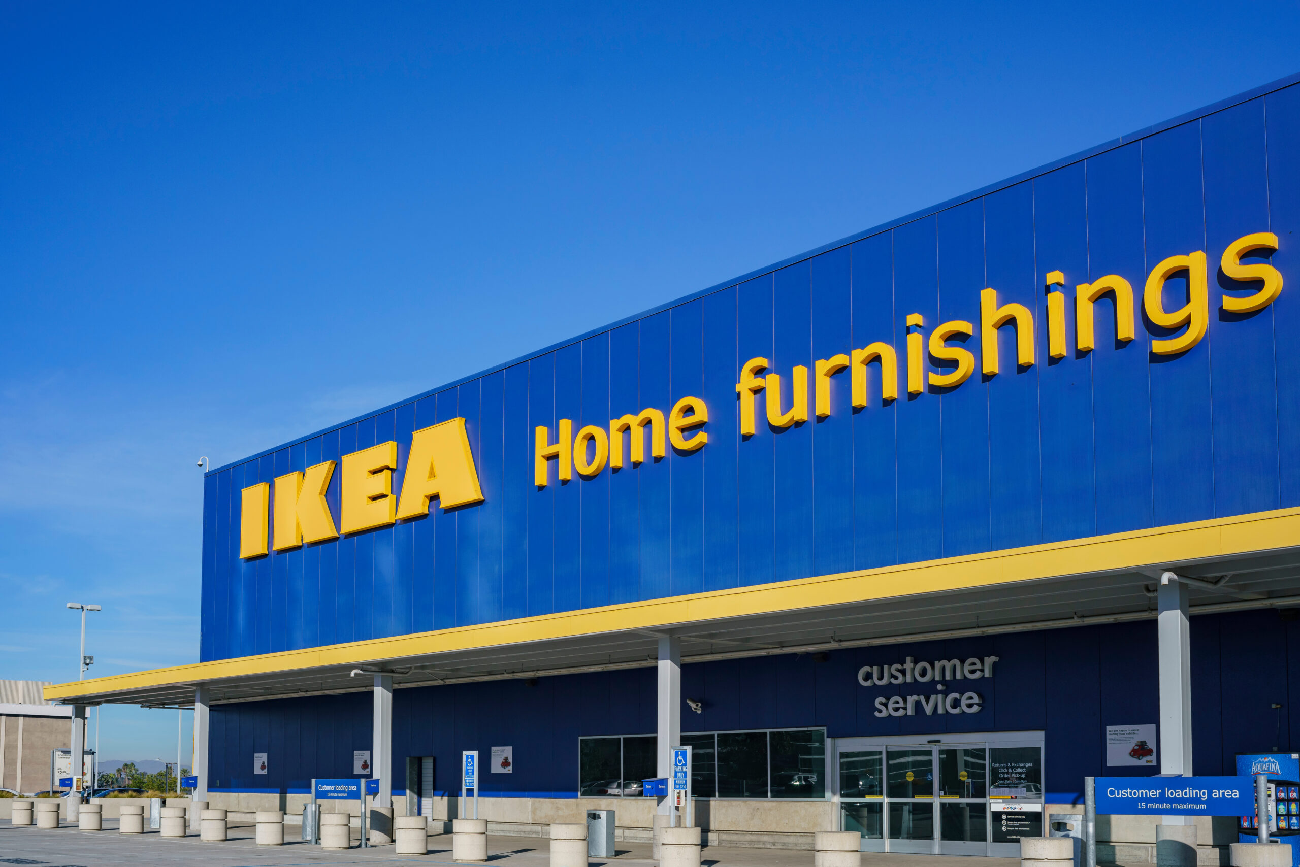 Los,Angeles,,Dec,28:,Exterior,View,Of,The,Famous,Ikea Los,Angeles,,Dec,28:,Exterior,View,Of,The,Famous,Ikea